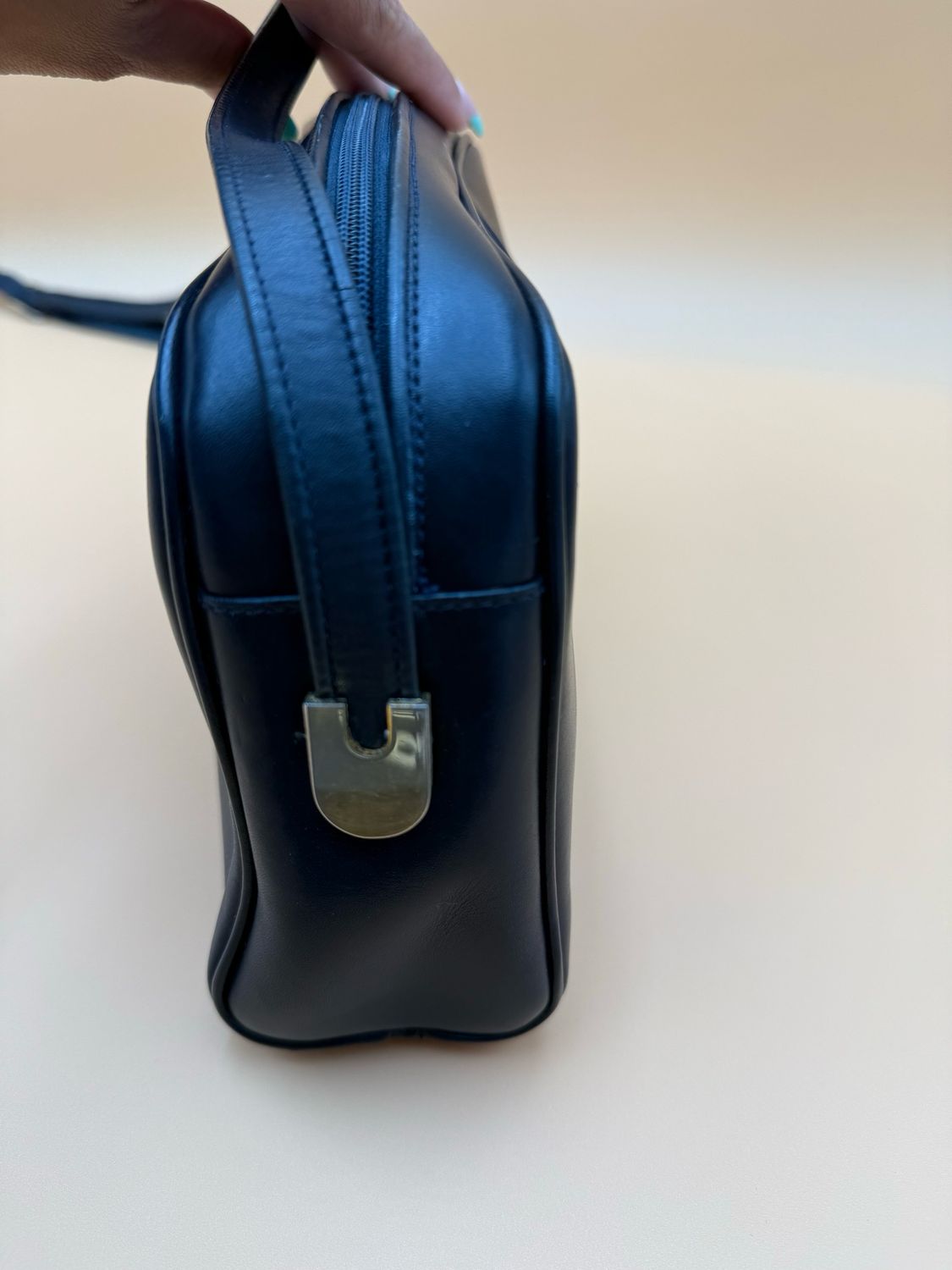 Gucci Vintage Camera Bag Crossbody Leather