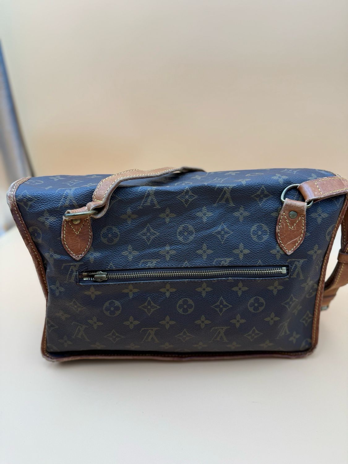 Louis Vuitton Monogram Gibeciere Crossbody Messenger Project Sling