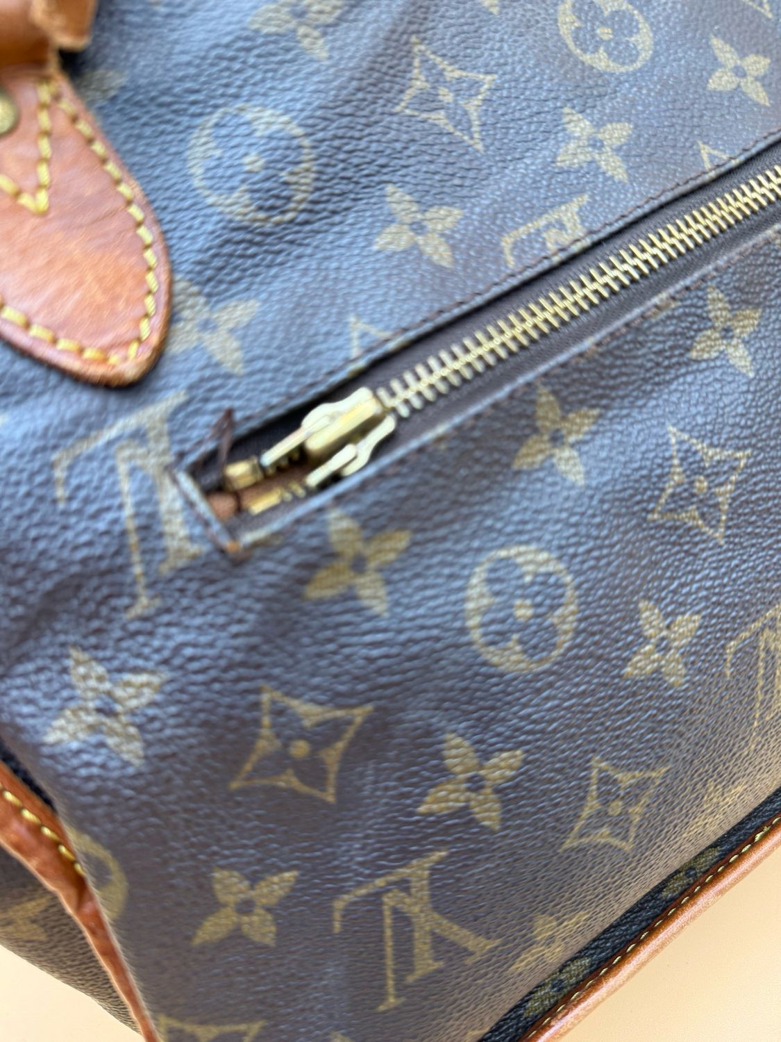 Louis Vuitton Monogram Gibeciere Crossbody Messenger Project Sling