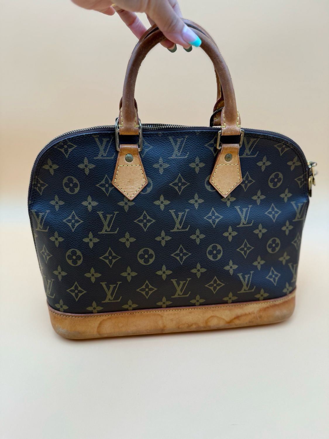 Louis Vuitton Monogram Alma Mm Top Handle Dome
