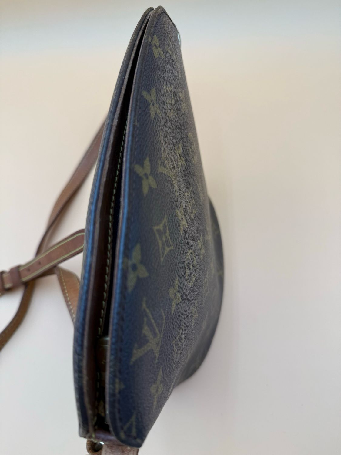 Louis Vuitton Monogram Drout Crossbody Sling Shoulder