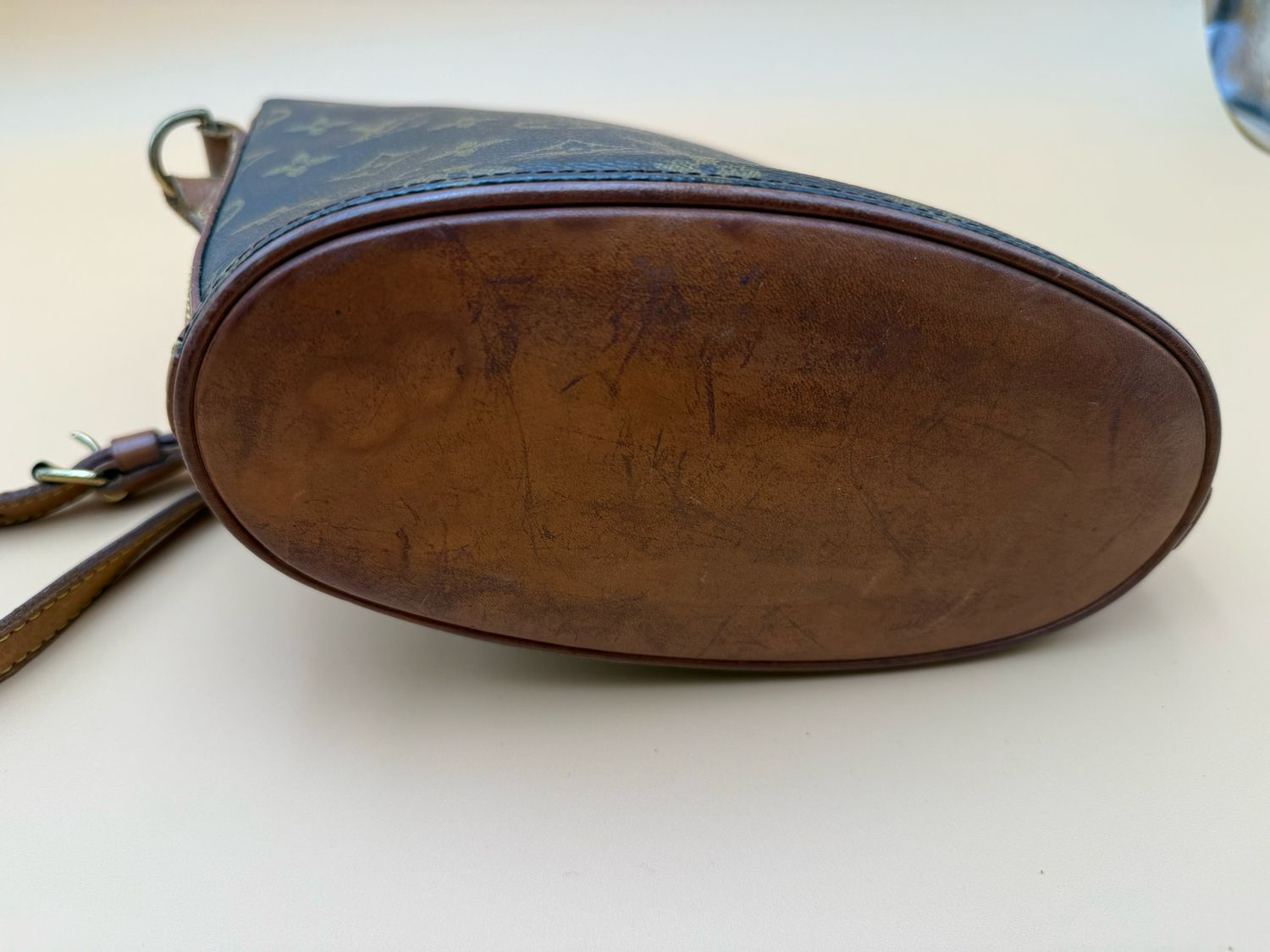 Louis Vuitton Monogram Drout Crossbody Sling Shoulder