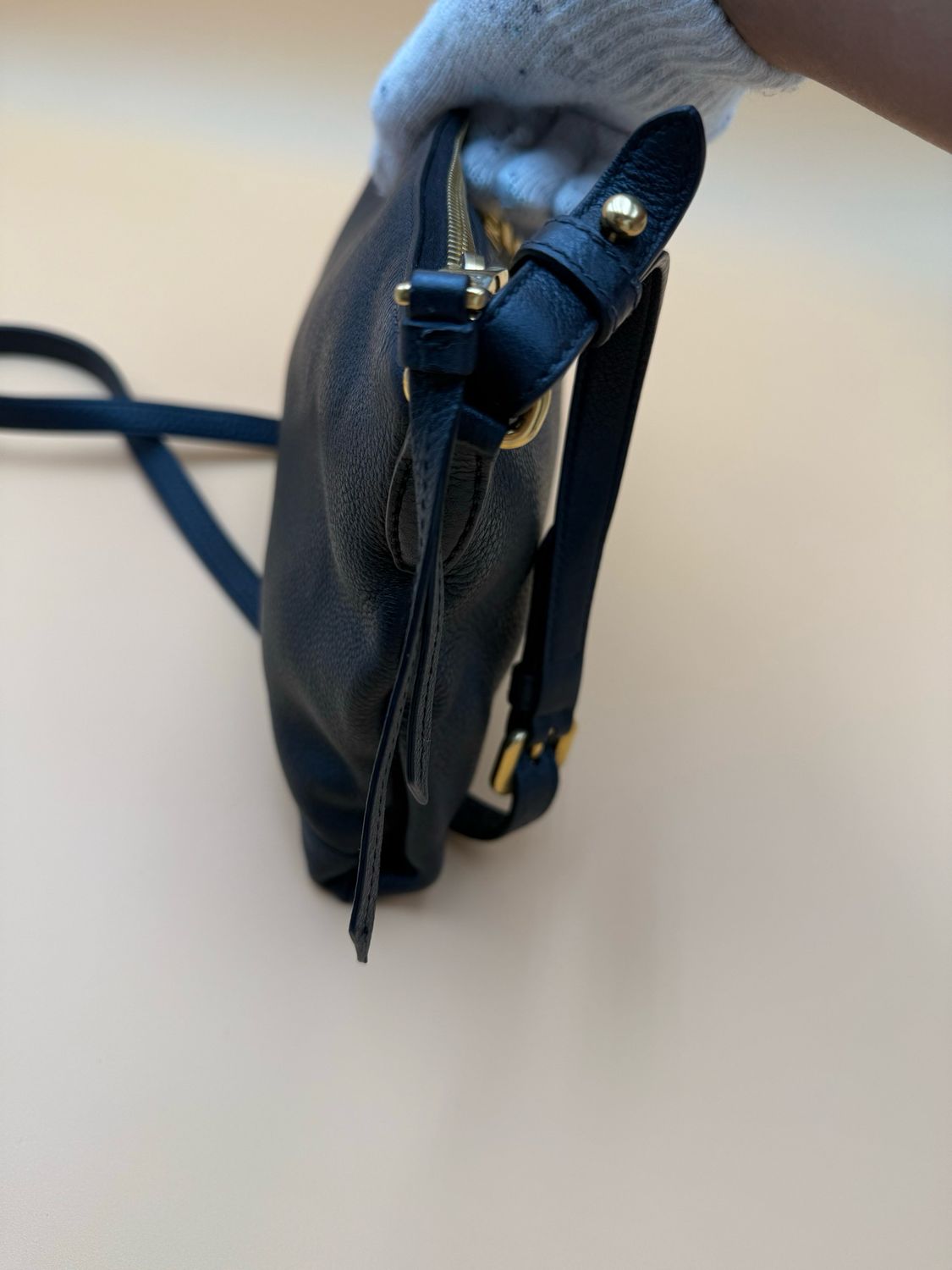 Prada Vitello Daino Flat Zipper Crossbody Messenger Black