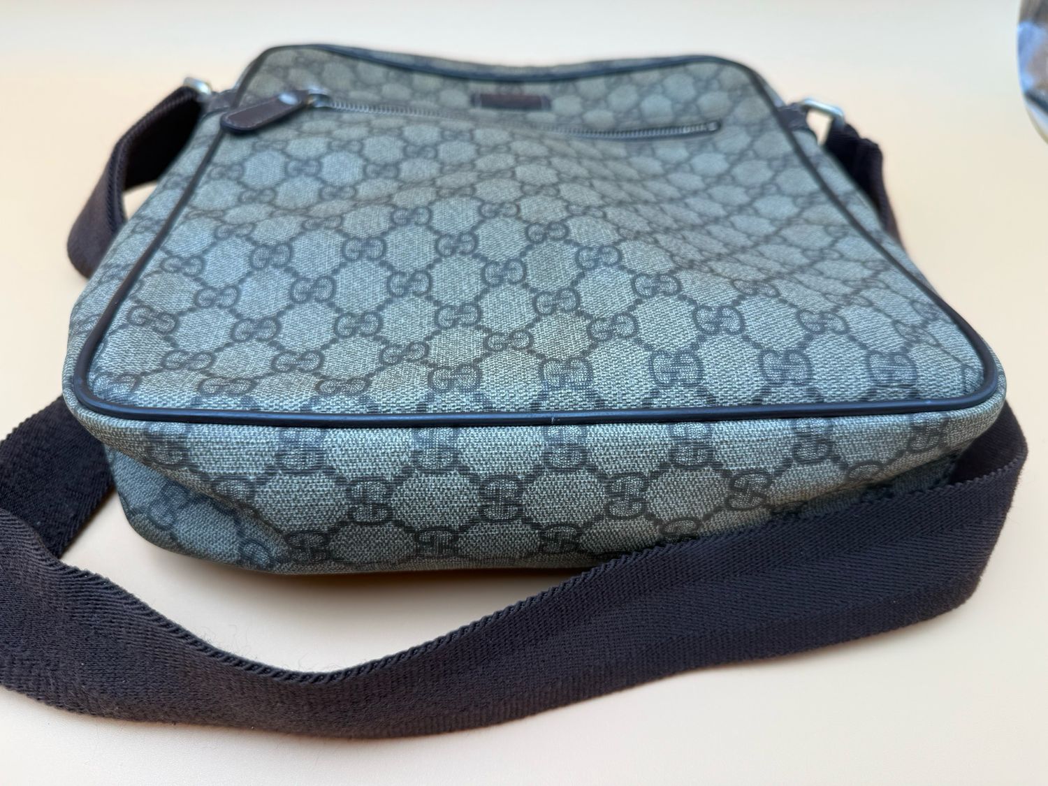Gucci Monogram Supreme Messenger Crossbody Bag