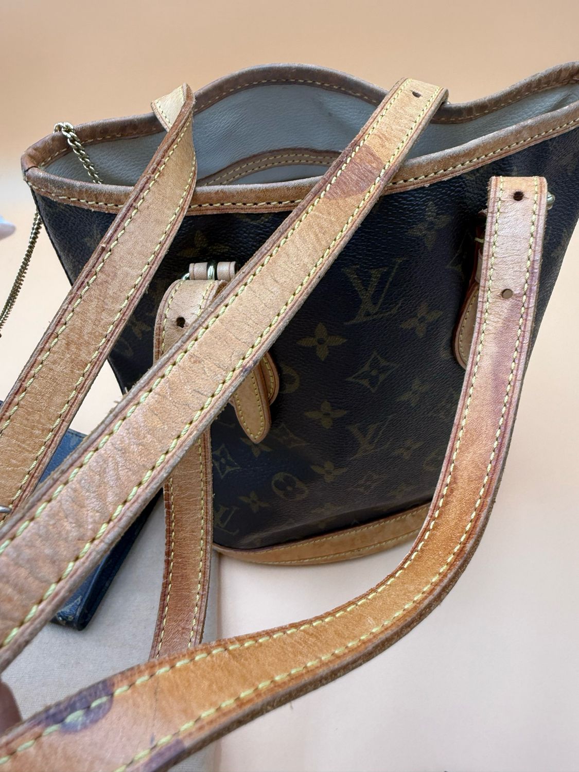 Louis Vuitton Petit Bucket 23 with Pochette
