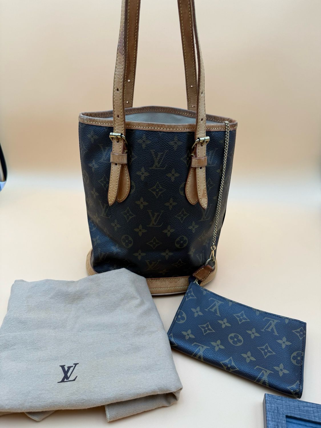 Louis Vuitton Petit Bucket 23 with Pochette
