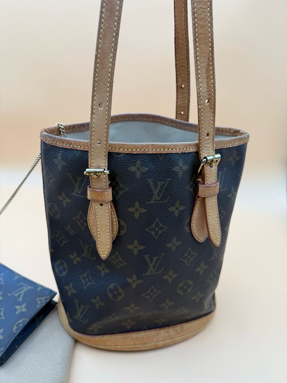 Louis Vuitton Petit Bucket 23 with Pochette