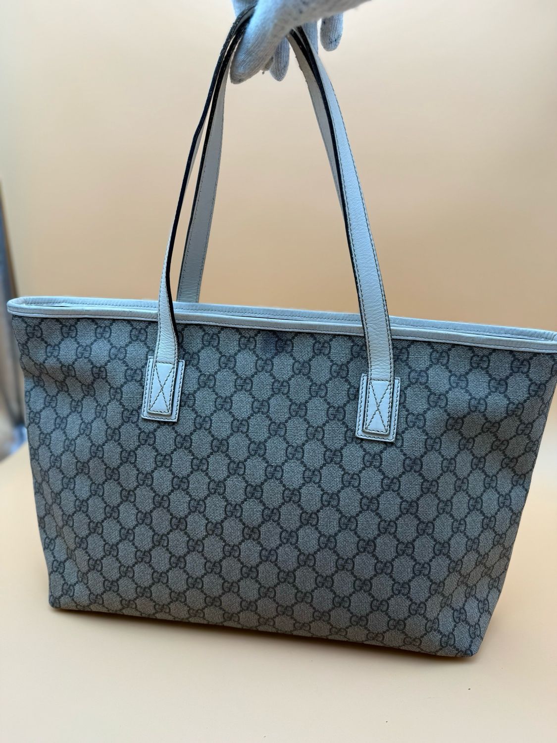 Gucci Supreme Tote Coated Canvas Large Zipper