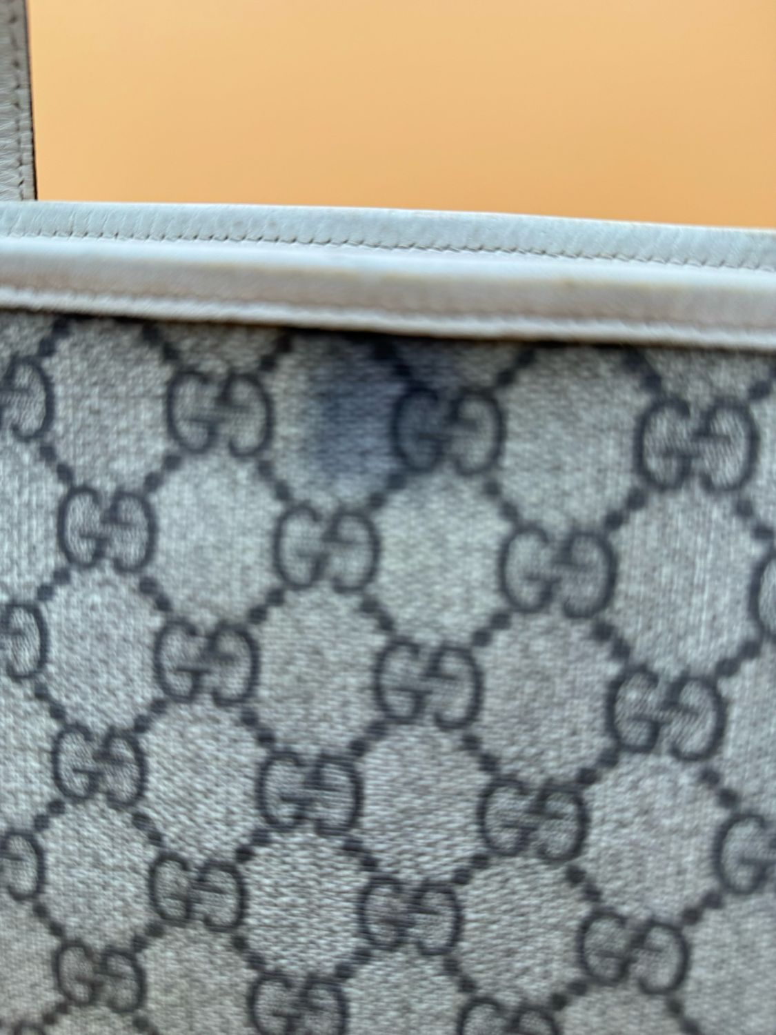 Gucci Supreme Tote Coated Canvas Large Zipper