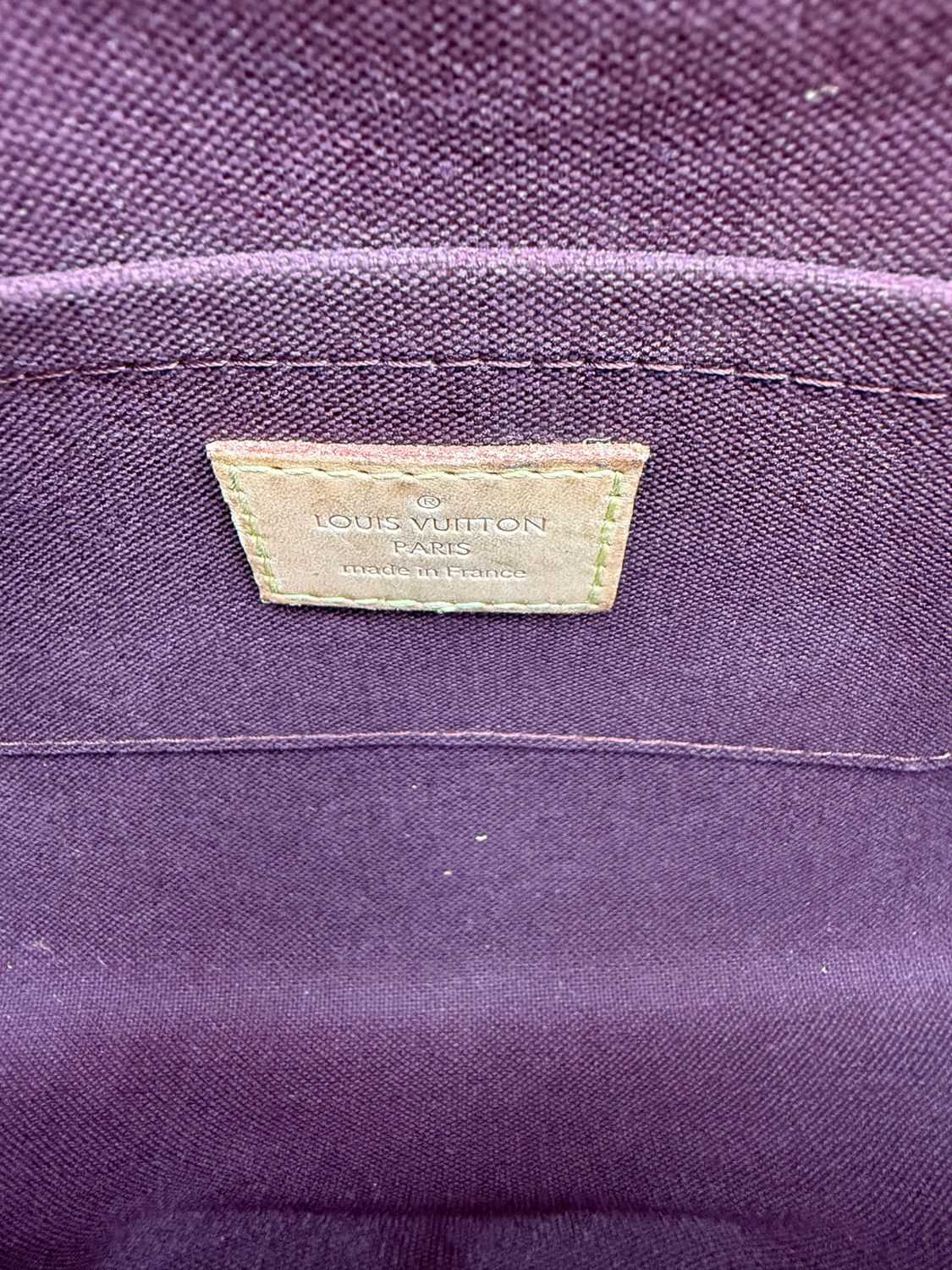 Louis Vuitton Favorite Mm Monogram Crossbody