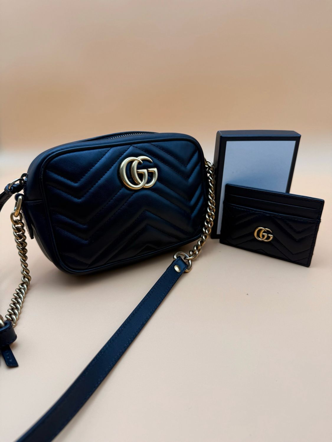 Gucci Marmont Mini Crossbody with Card Holder Bundle 