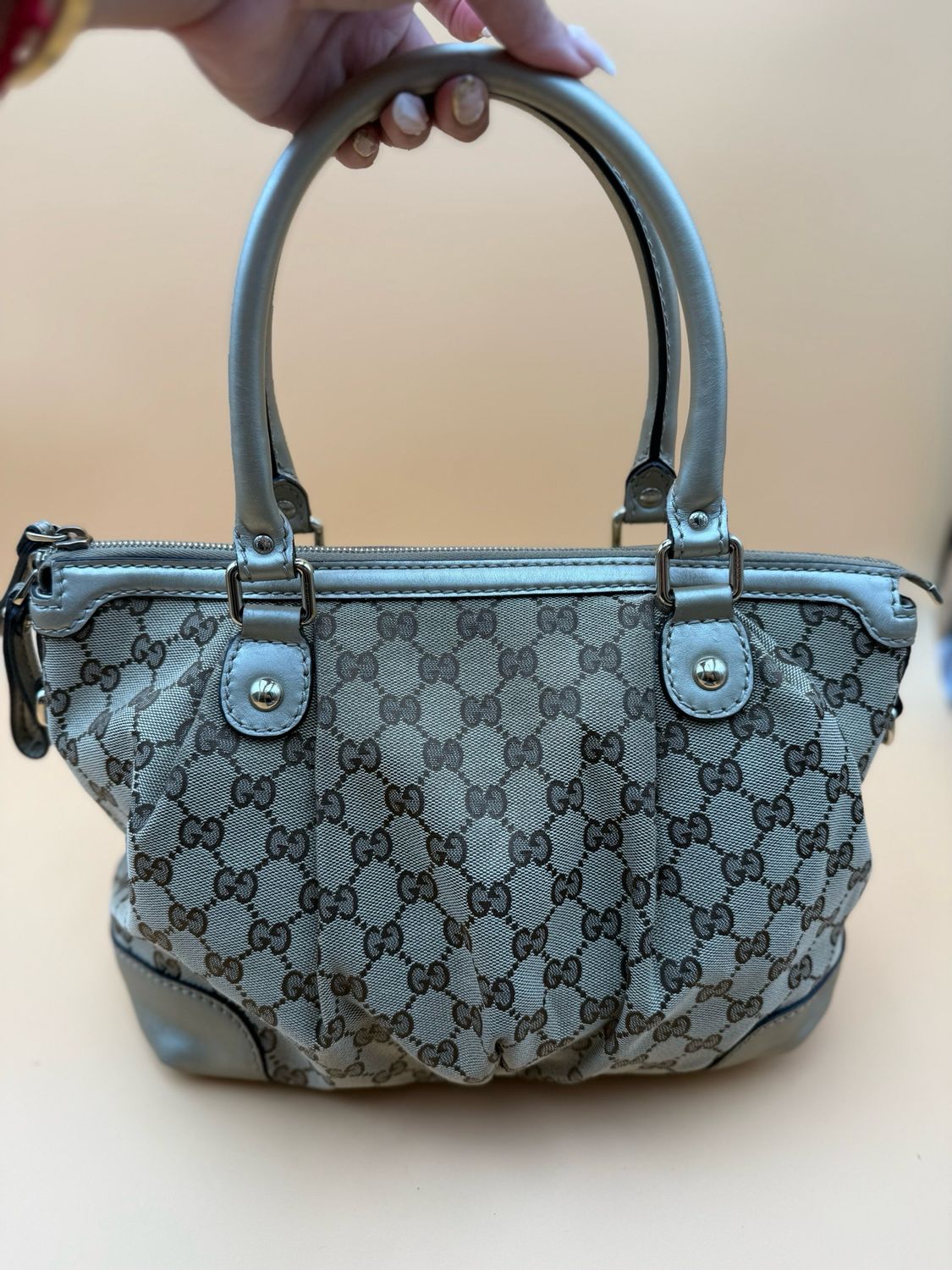 Gucci Monogram Canvas Sukey Tote Shoulder Medium Gold