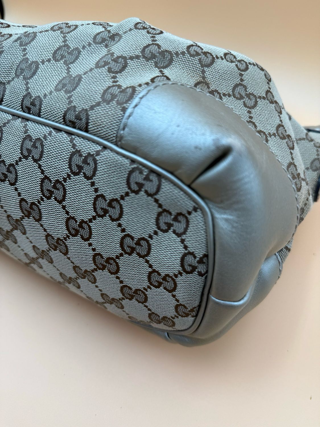 Gucci Monogram Canvas Sukey Tote Shoulder Medium Gold