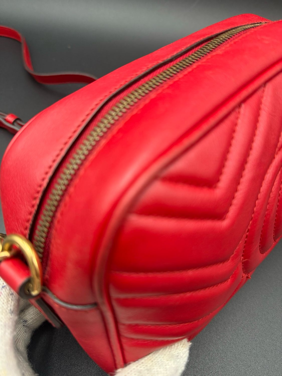 Gucci Chevron Calfskin Marmont Crossbody Small Messenger Hibiscus Red