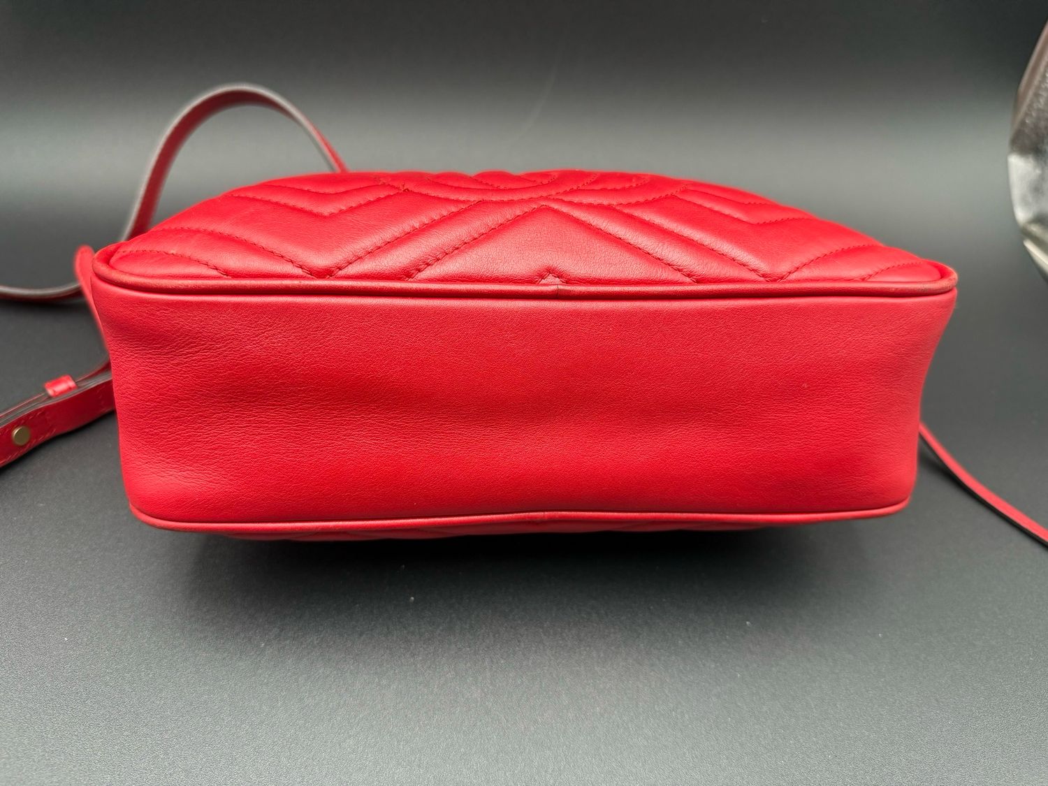 Gucci Marmont Hibiscus Red Bundle Chevron Calfskin Crossbody Small With Card Holder Bundle