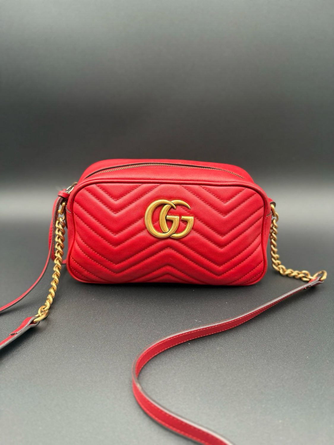Gucci Chevron Calfskin Marmont Crossbody Small Messenger Hibiscus Red