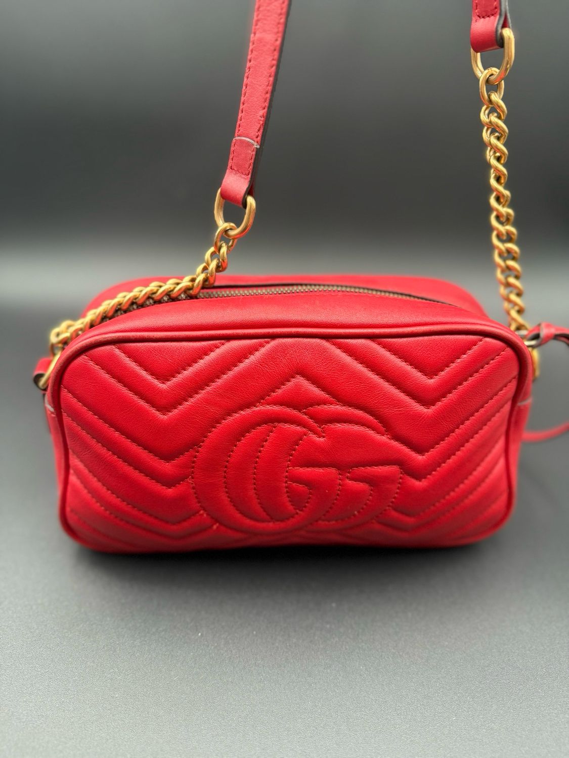 Gucci Chevron Calfskin Marmont Crossbody Small Messenger Hibiscus Red