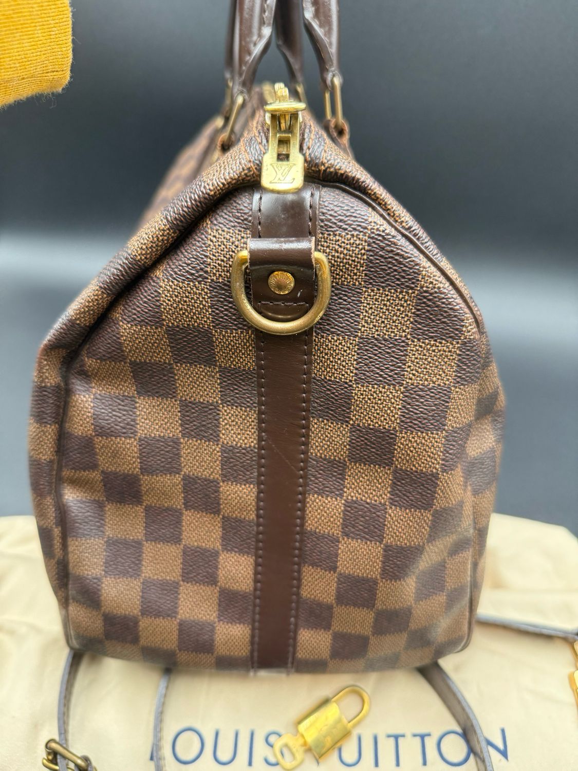 Louis Vuitton Damier Ebene Bandoulier 35 Crossbody Messenger