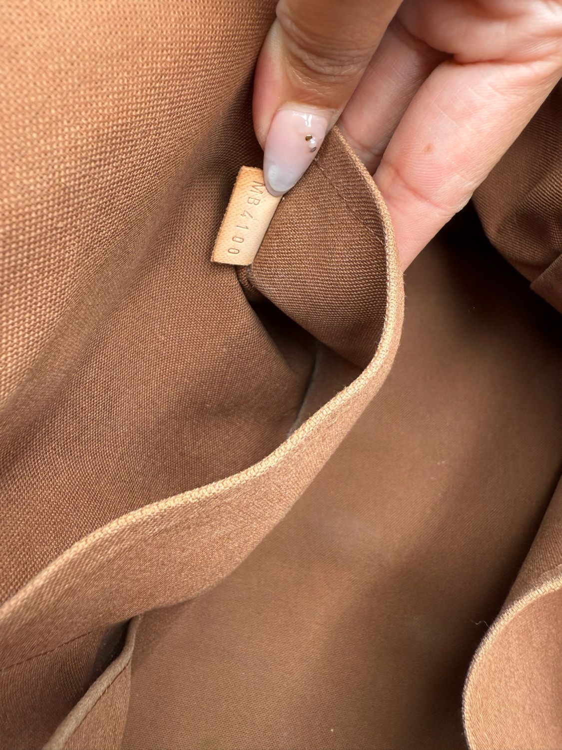 Louis Vuitton Monogram Tivoli Gm Tote Shoulder Bag