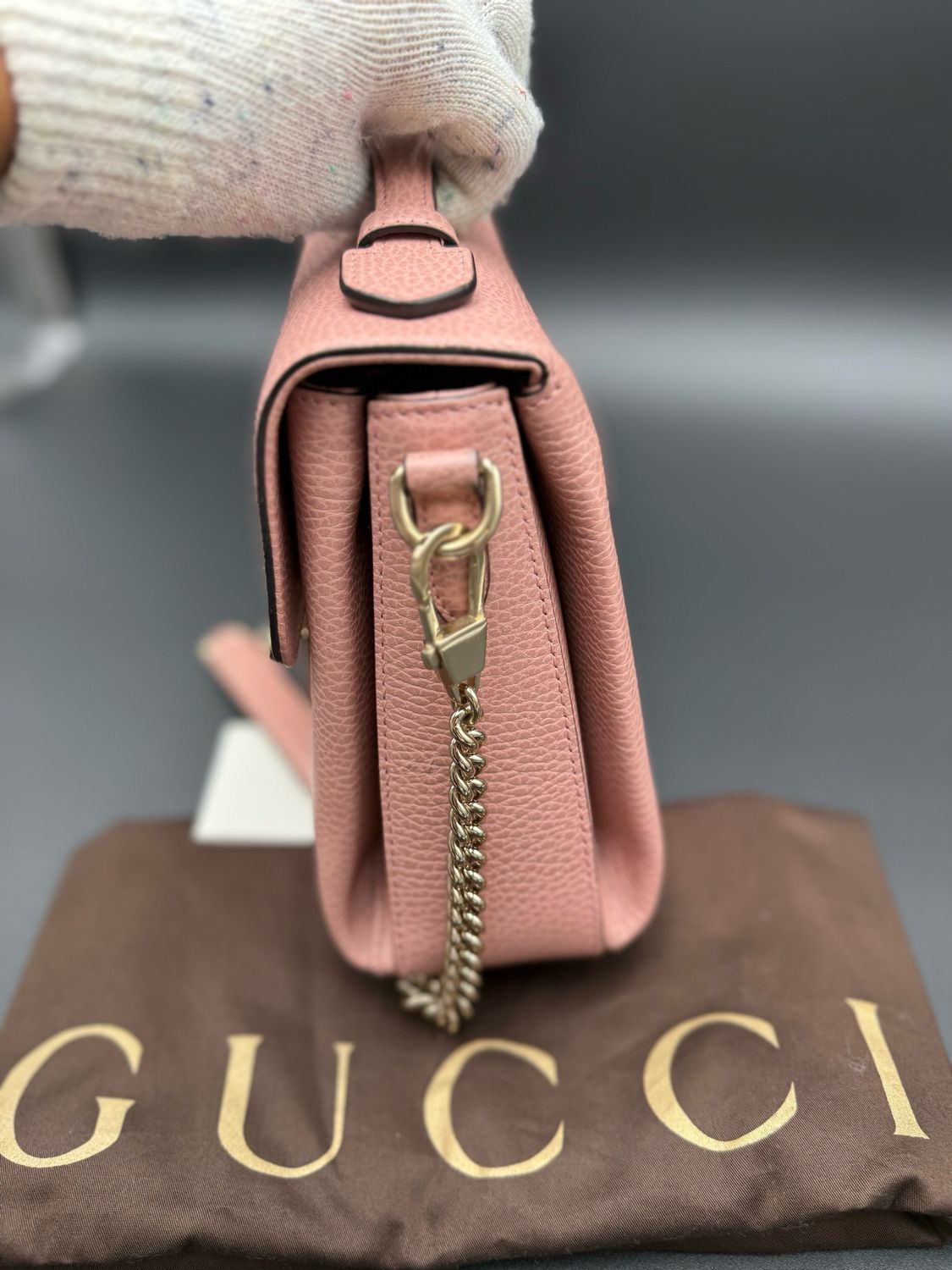 Gucci Pebbled Leather Pink Dollar Interlocking G Messenger Crossbody