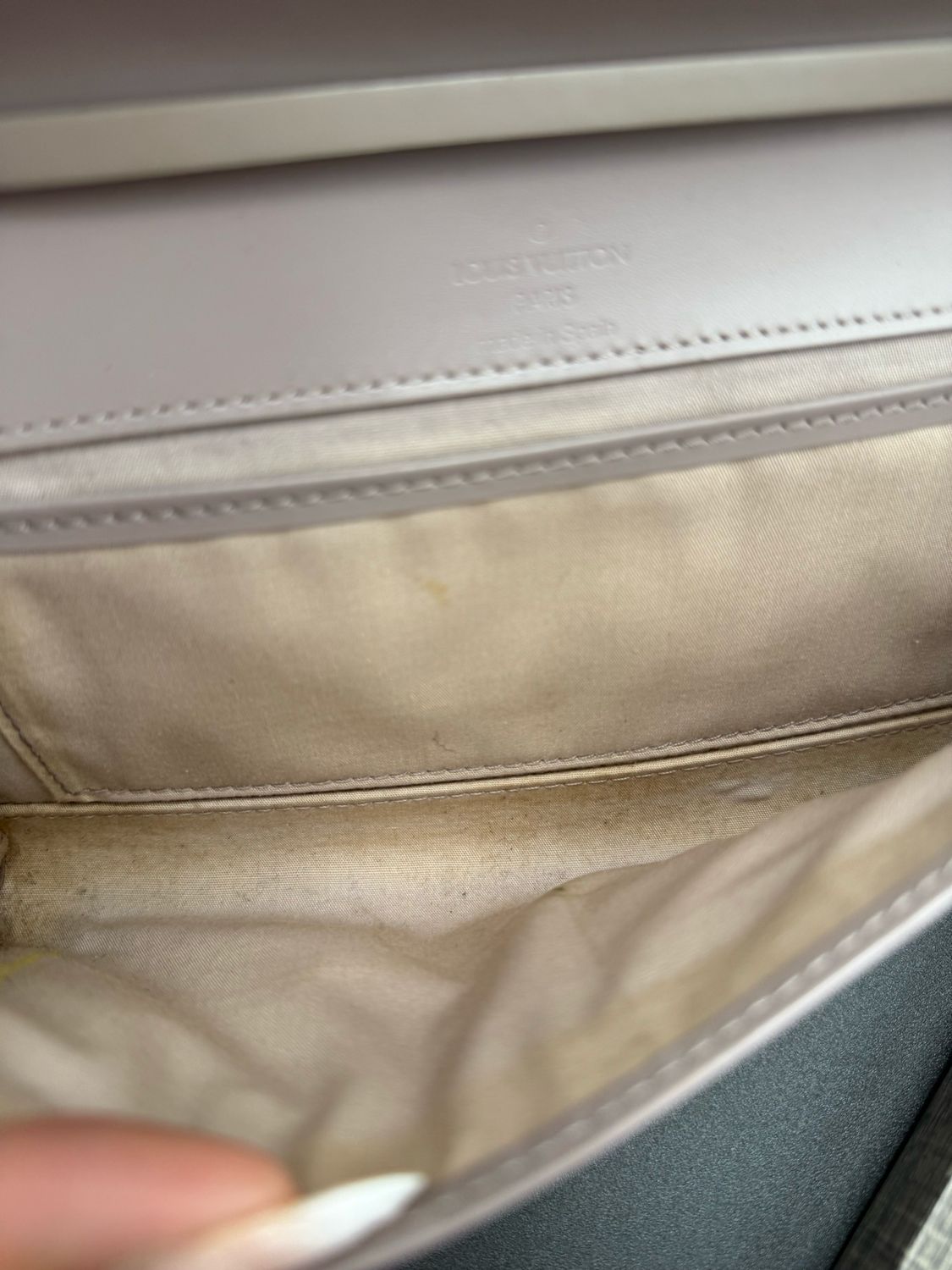 Louis Vuitton Honfleur Clutch Flap Lavender Shoulder Bag