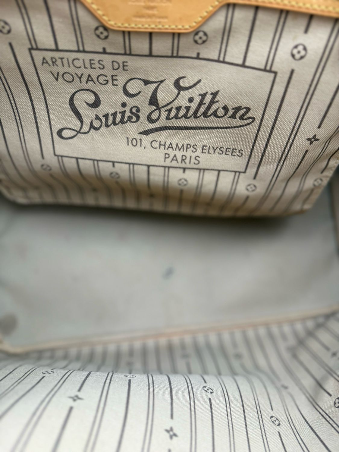 Louis Vuitton Monogram Neverfull GM Tote Shoulder Bag