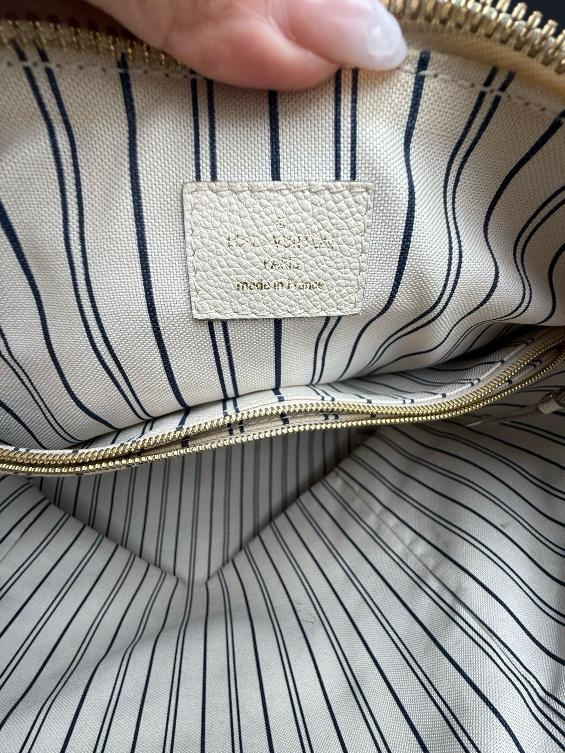 Louis Vuitton Monogram Empreinte Lumineuse Pm Leather Crossbody 