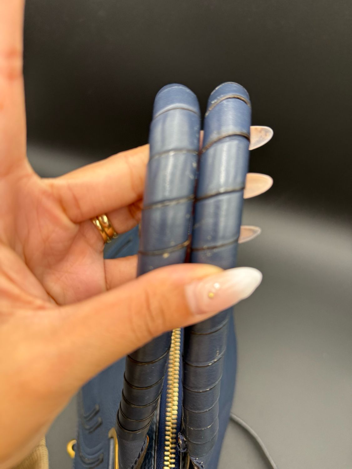 Chloe Marcie Saddle Pebbled Leather Small Messenger Crossbody Navy Blue