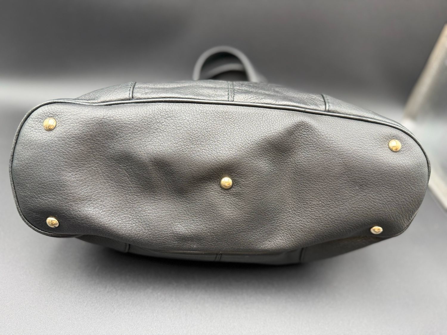 Gucci Hasler Sienna Medium Horsebit Pebbled Leather Tote Shoulder