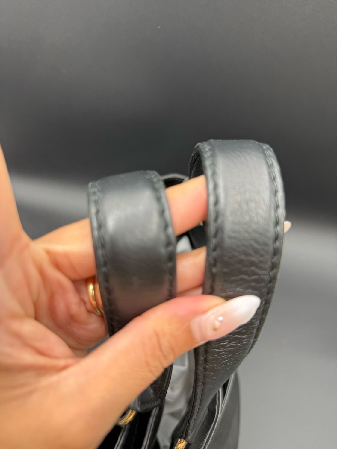 Gucci Hasler Sienna Medium Horsebit Pebbled Leather Tote Shoulder