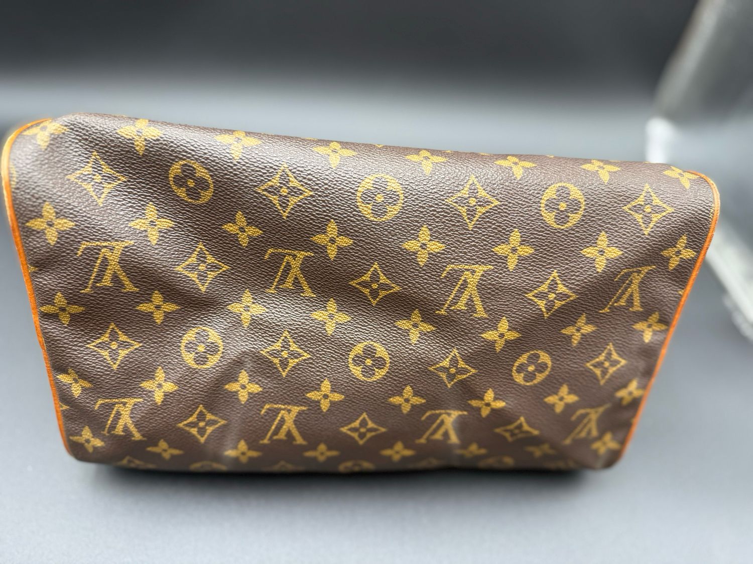 Louis Vuitton Speedy Monogram 30 Satchel Top Handle