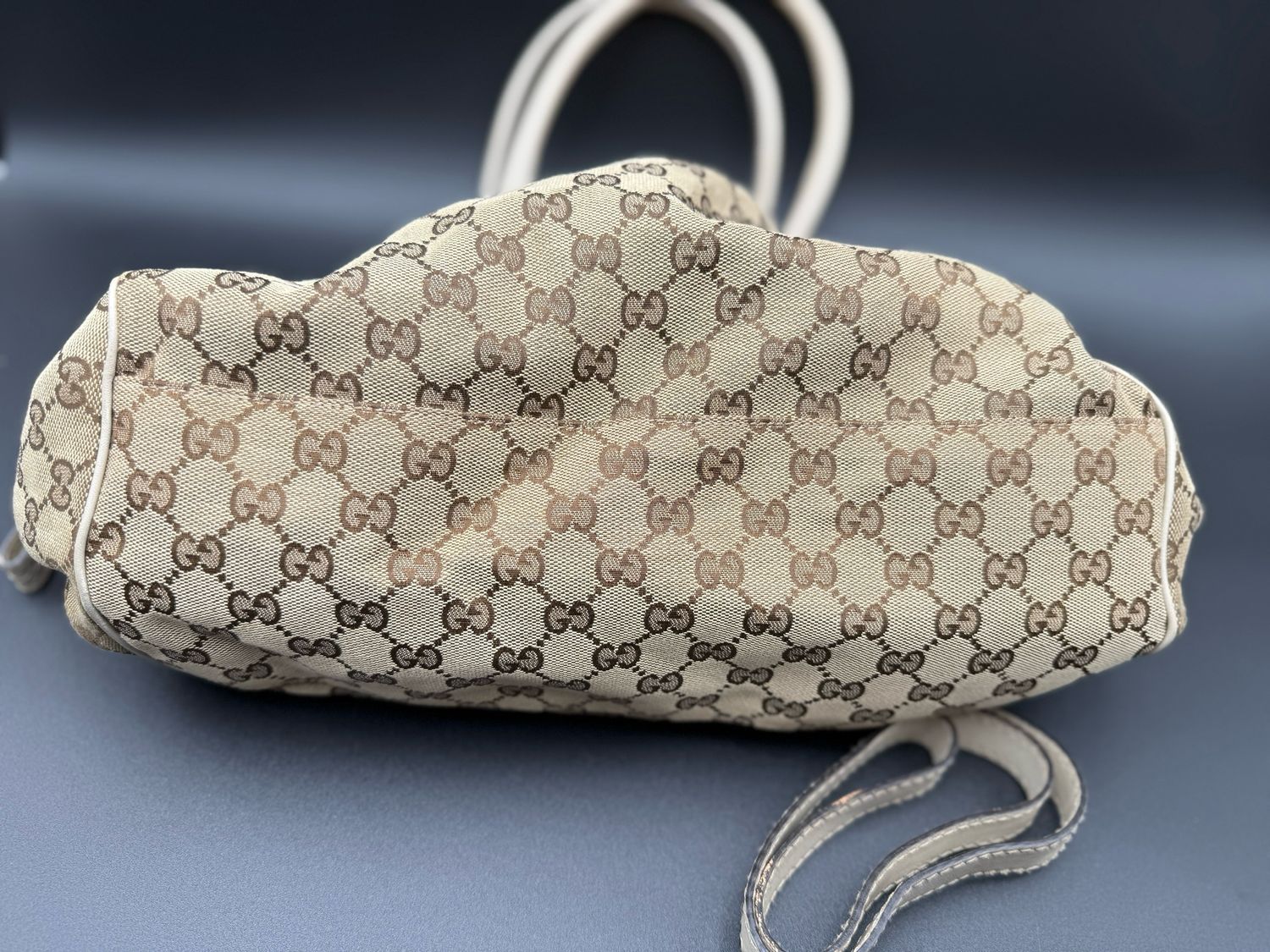 Gucci Sukey Convertible Tote Sling Shoulder Bag