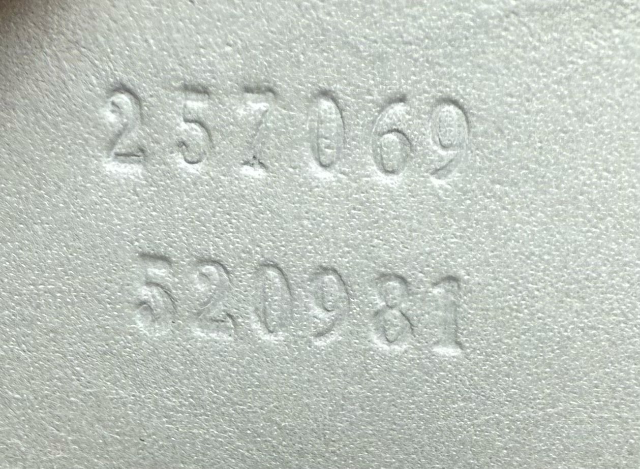 Gucci Monogram Lovely Tote Zipper