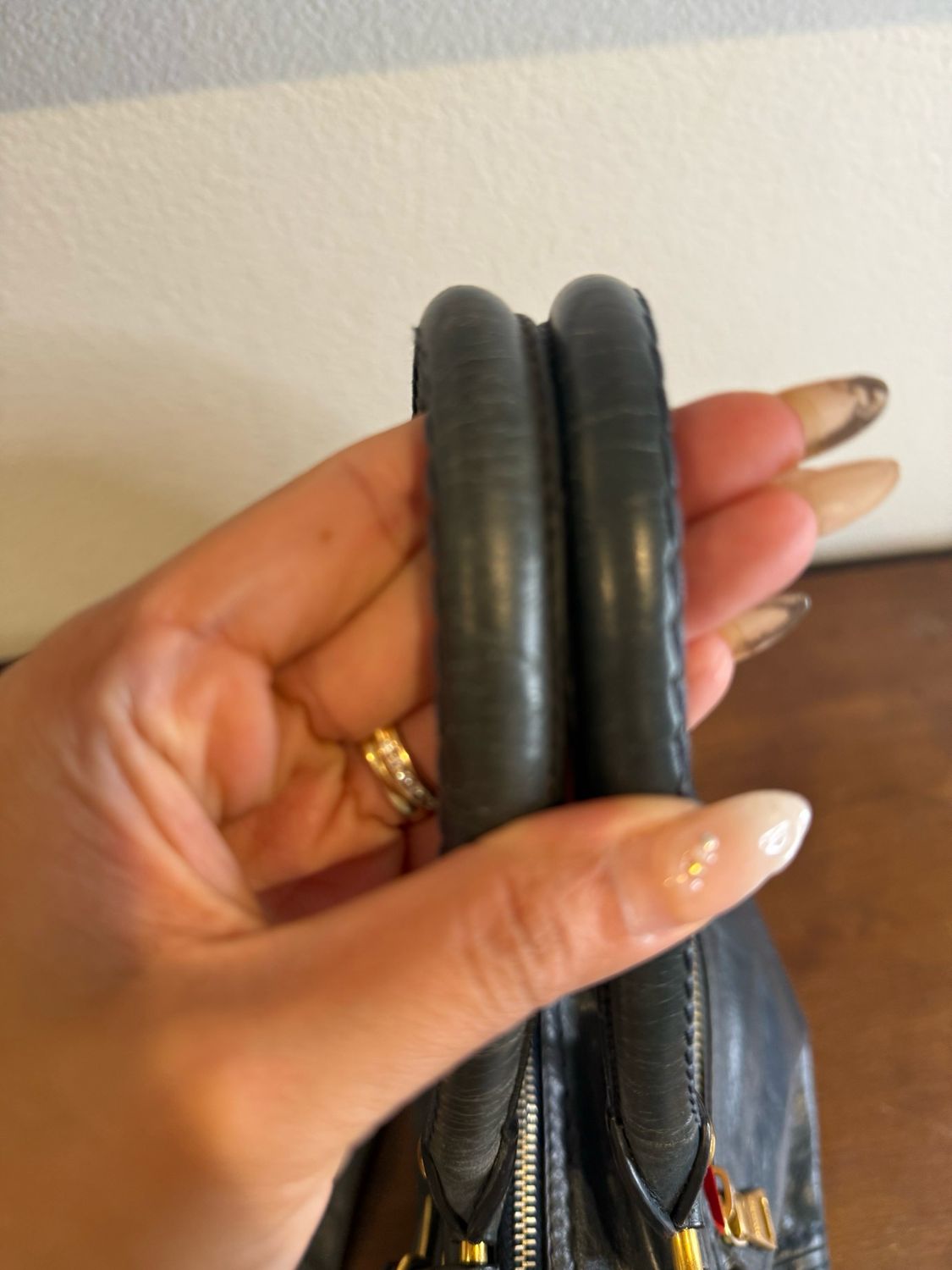 Prada Vitello Shine Daino Leather Convertible Sling Messenger