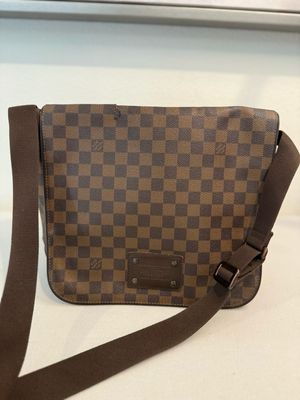 Louis Vuitton Messenger Damier Ebene Brooklyn Mm Crossbody Sling