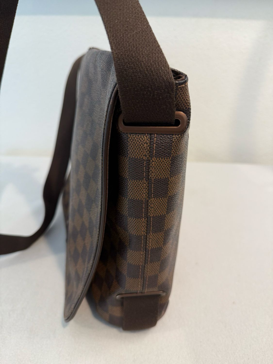 Louis Vuitton Messenger Damier Ebene Brooklyn Mm Crossbody Sling