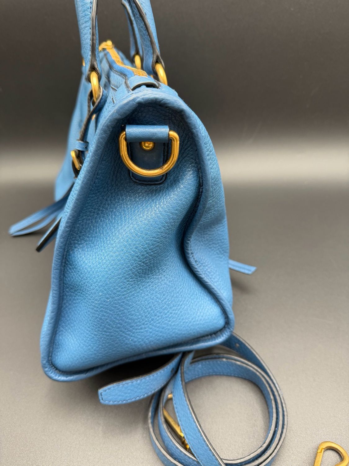 Prada Vitello Daino Crossbody Messenger Sling Cobalto 