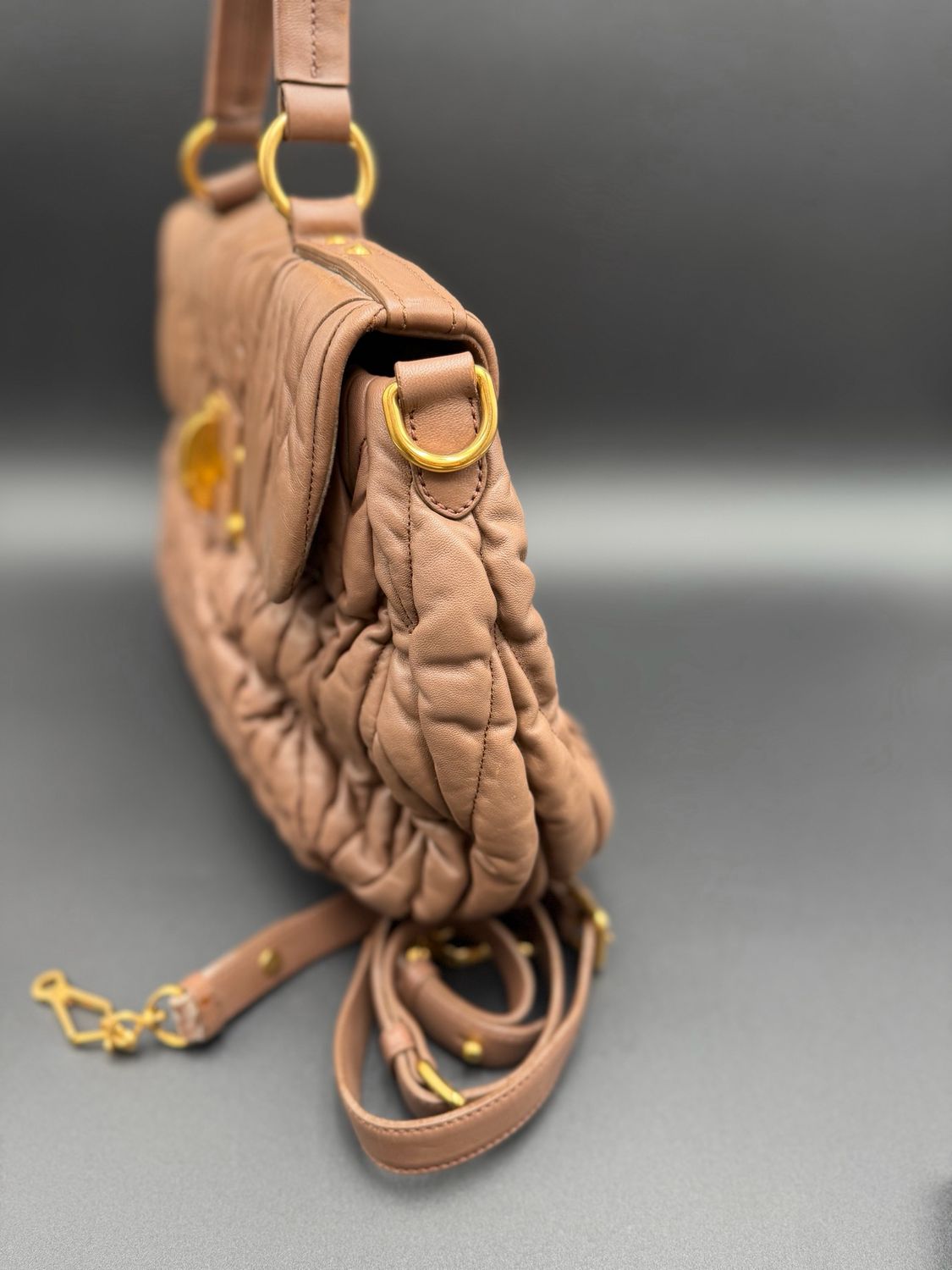 Miu miu Matelasse Borsa Top Handle Crossbody Messenger