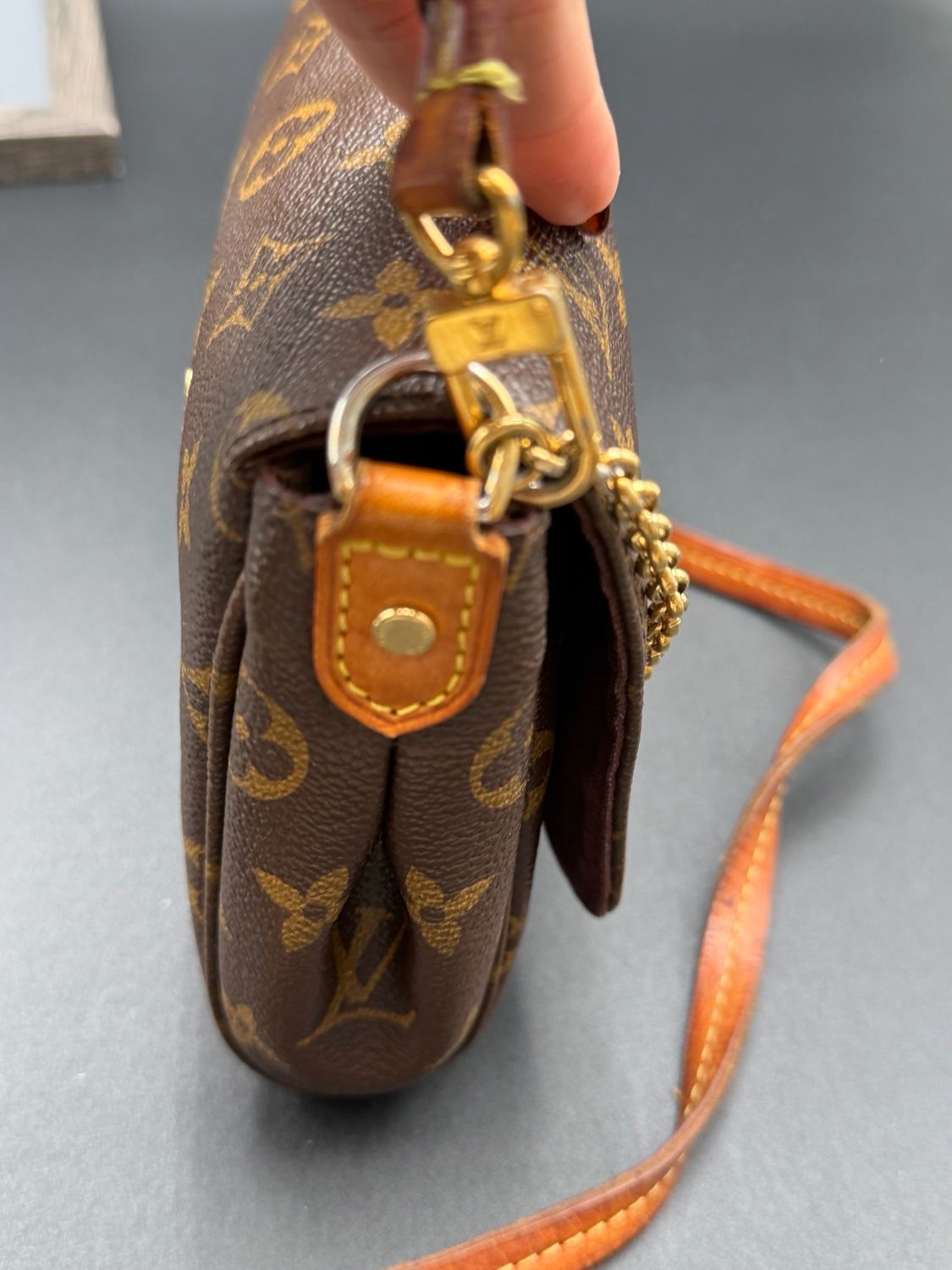 Louis Vuitton Monogram Favorite Mm Crossbody Messenger