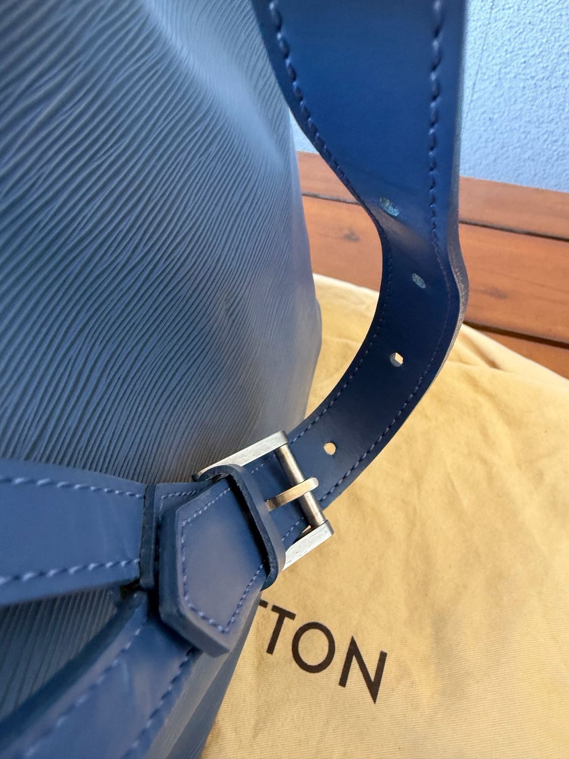 Louis Vuitton Myrtille Blue Epi Leather Shoulder