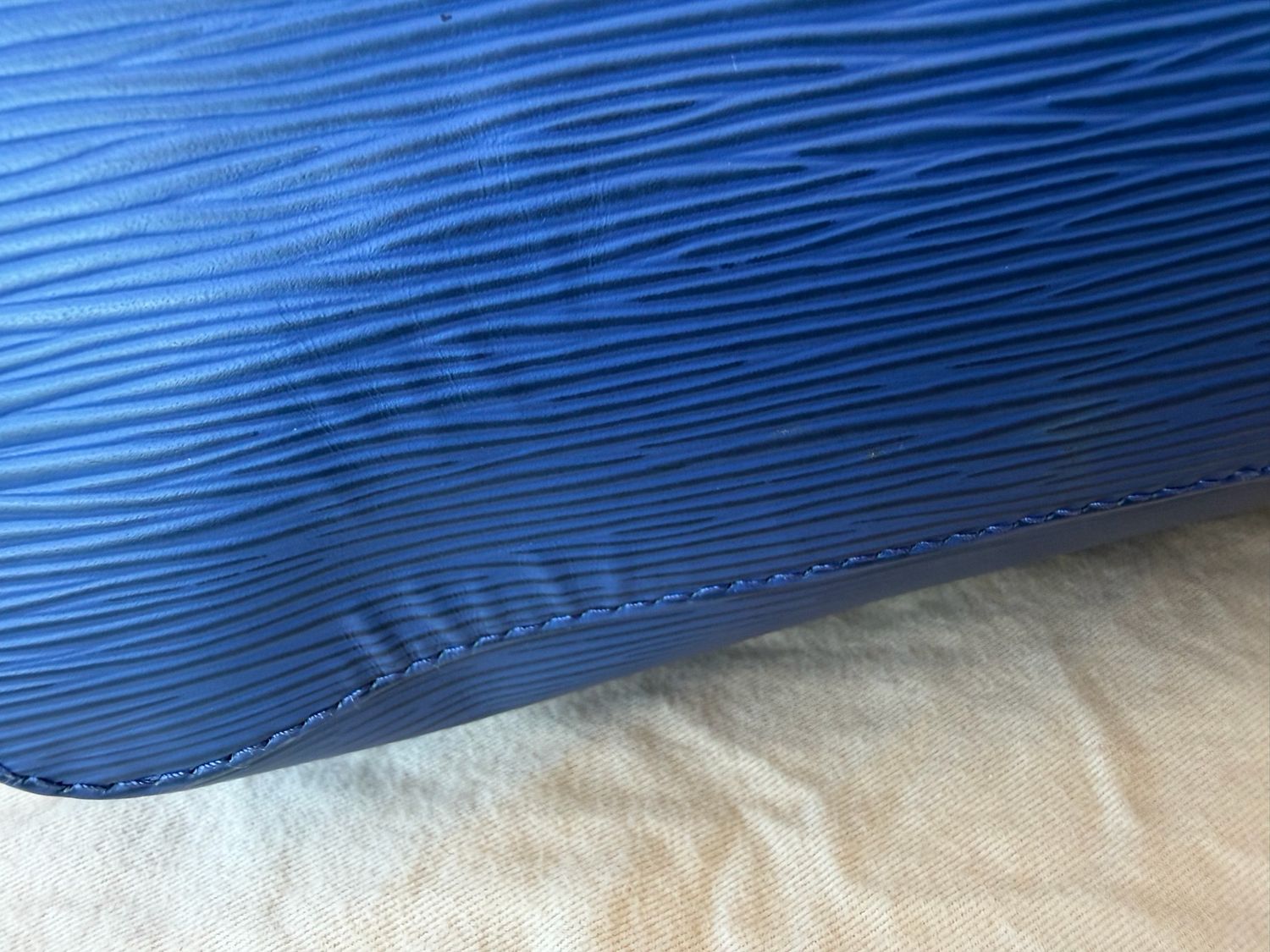 Louis Vuitton Myrtille Blue Epi Leather Shoulder