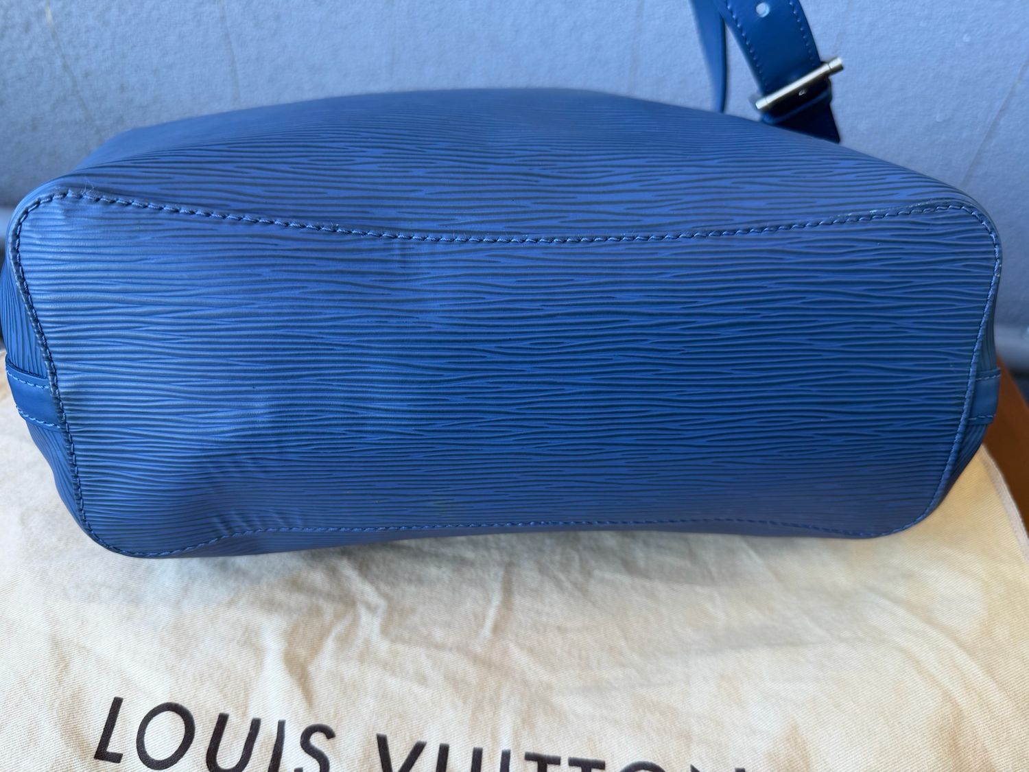 Louis Vuitton Myrtille Blue Epi Leather Shoulder