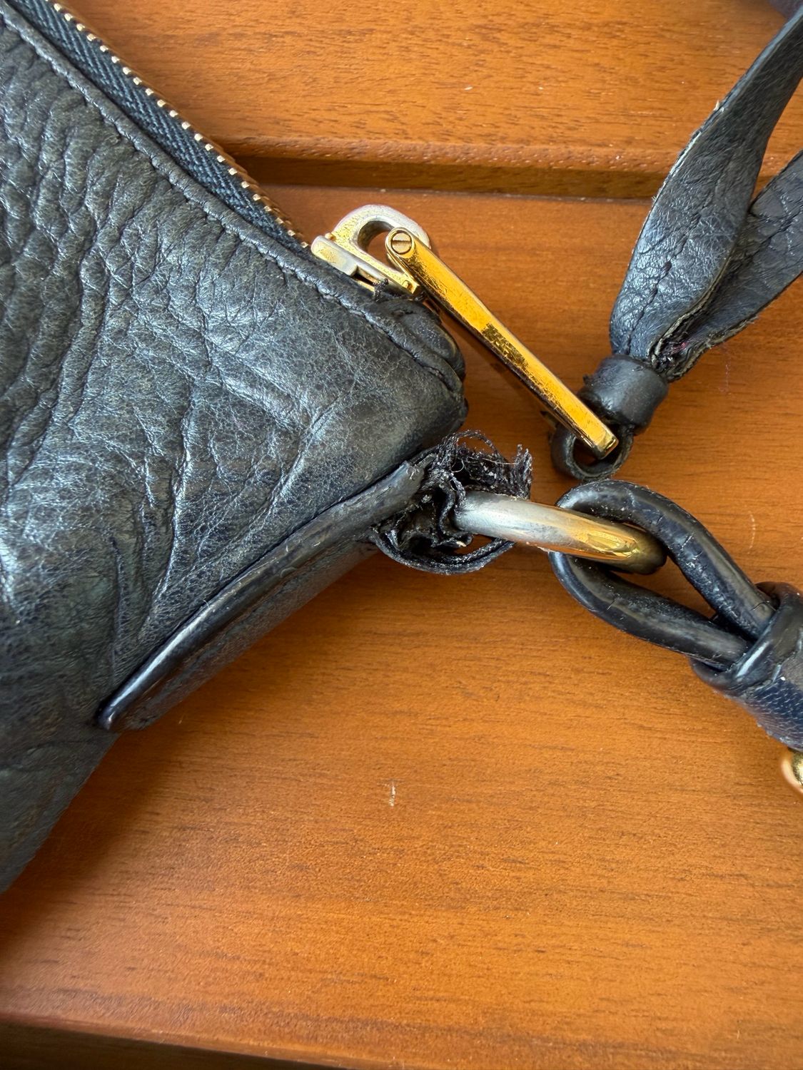 Prada Vitello Daino Messenger Zipper Crossbody Sling