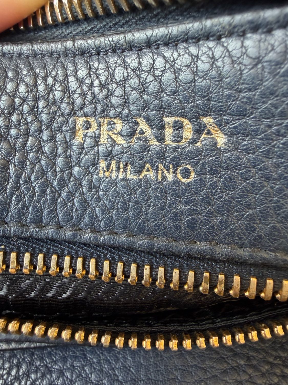 Prada Vitello Daino Crossbody Zipper Messenger