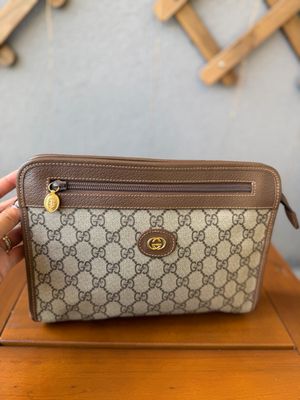 Gucci Supreme Vintage Clutch Zipper Pouch