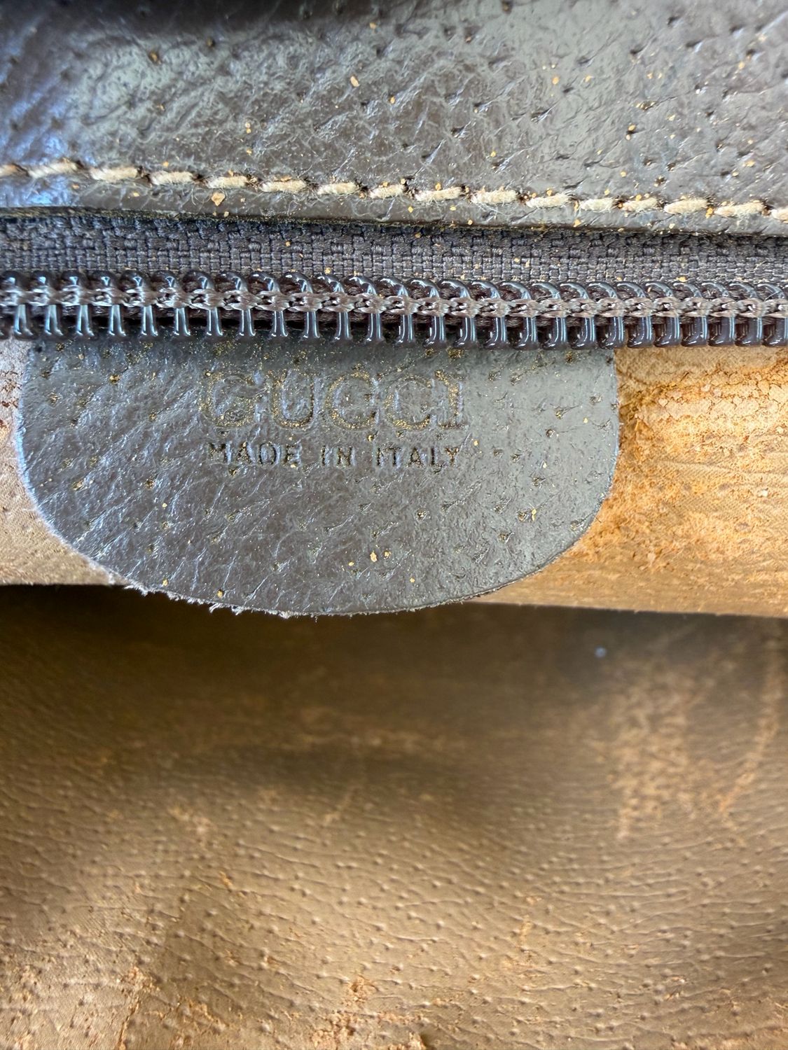 Gucci Supreme Vintage Clutch Zipper Pouch