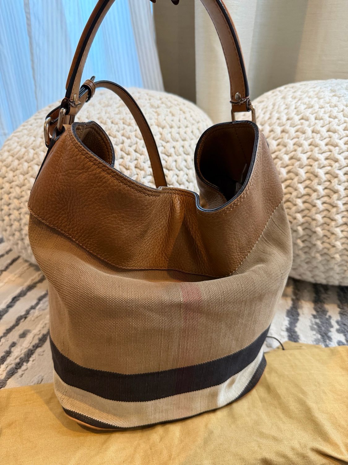 Burberry Novacheck Hobo Ashby Bucket Messenger Crossbody