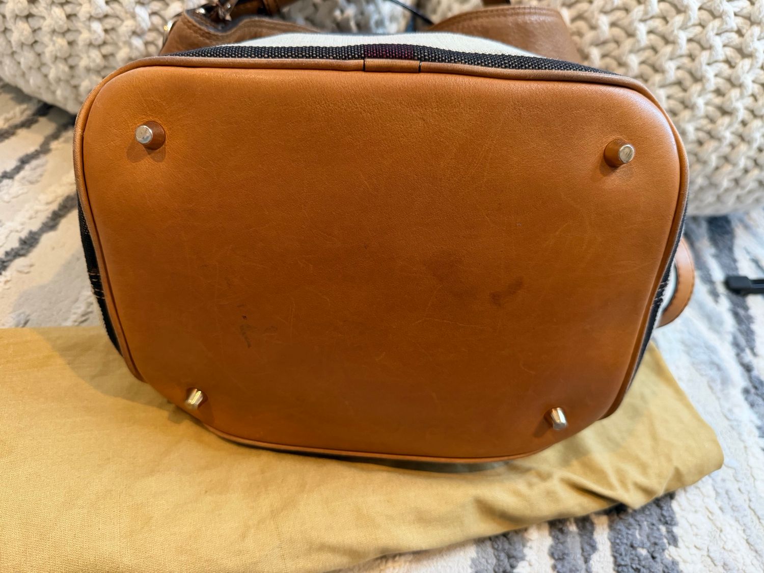 Burberry Novacheck Hobo Ashby Bucket Messenger Crossbody