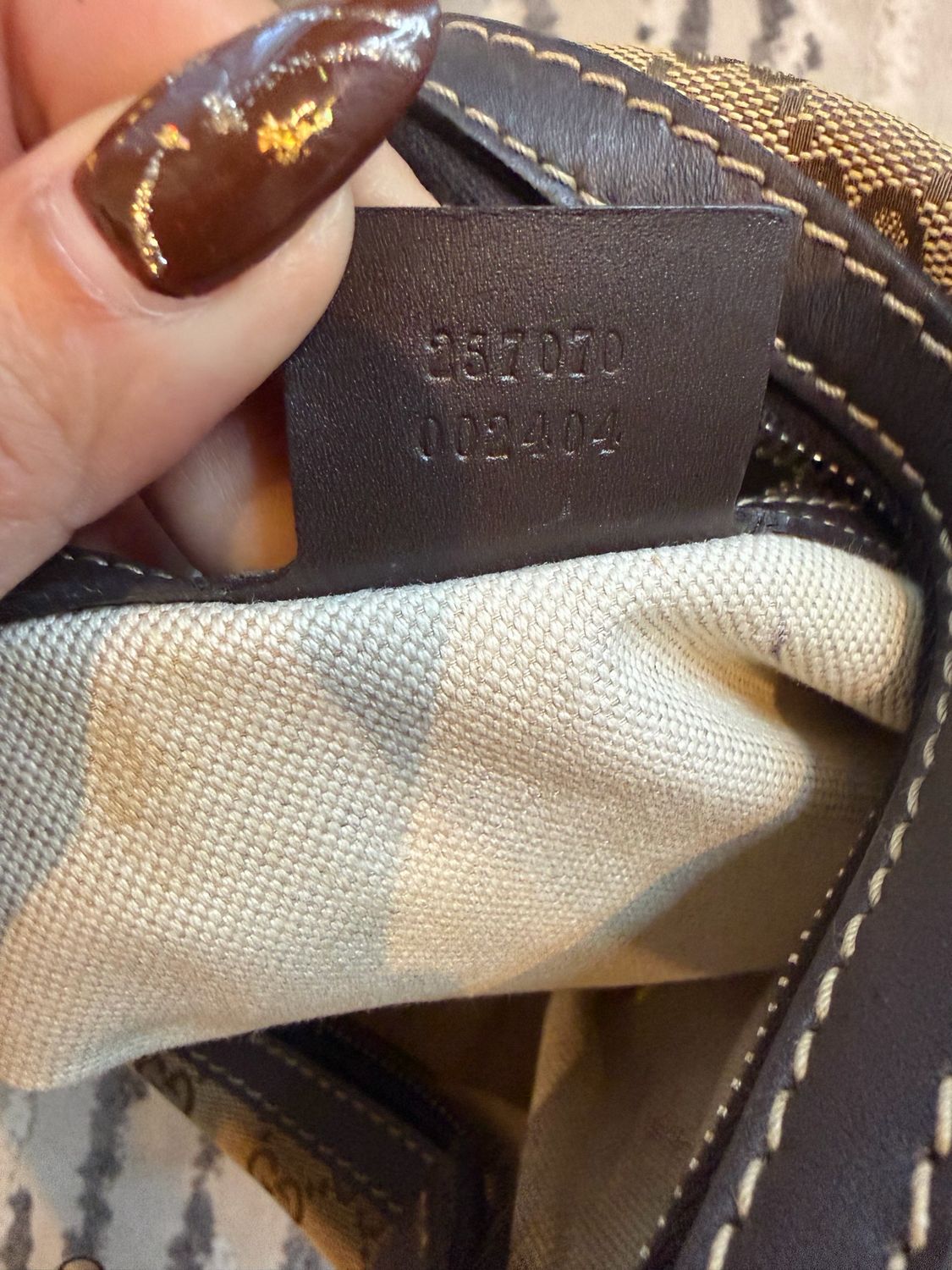 Gucci Monogram Canvas Hobo Lovely Medium Shoulder Bag