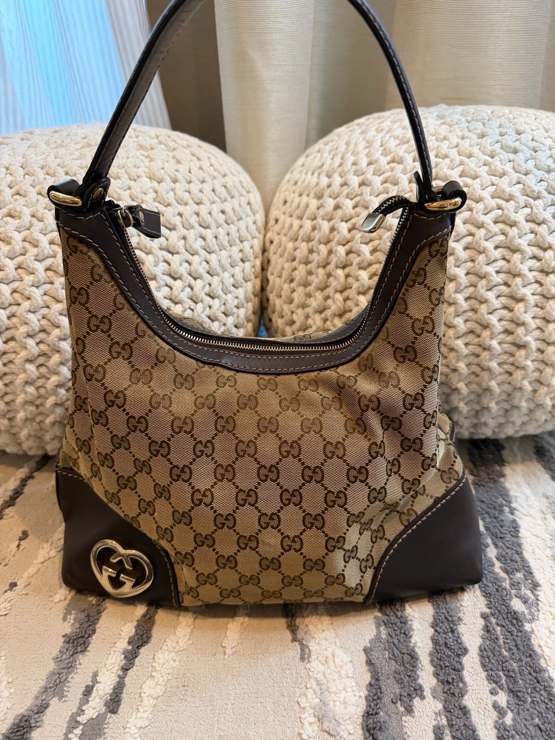 Gucci Monogram Canvas Hobo Lovely Medium Shoulder Bag